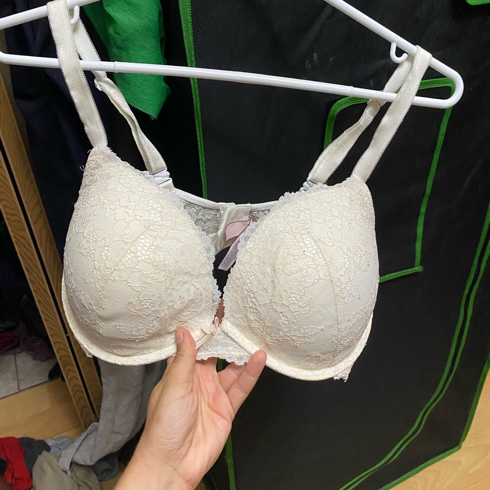 Victoria’s Secret bra